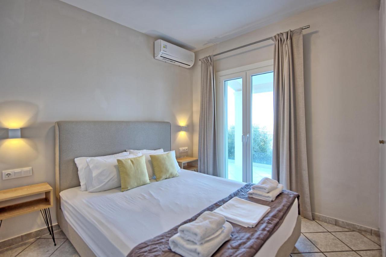 Beachfront Villa Seasun By Posarellivillas Agios Spyridon  Экстерьер фото