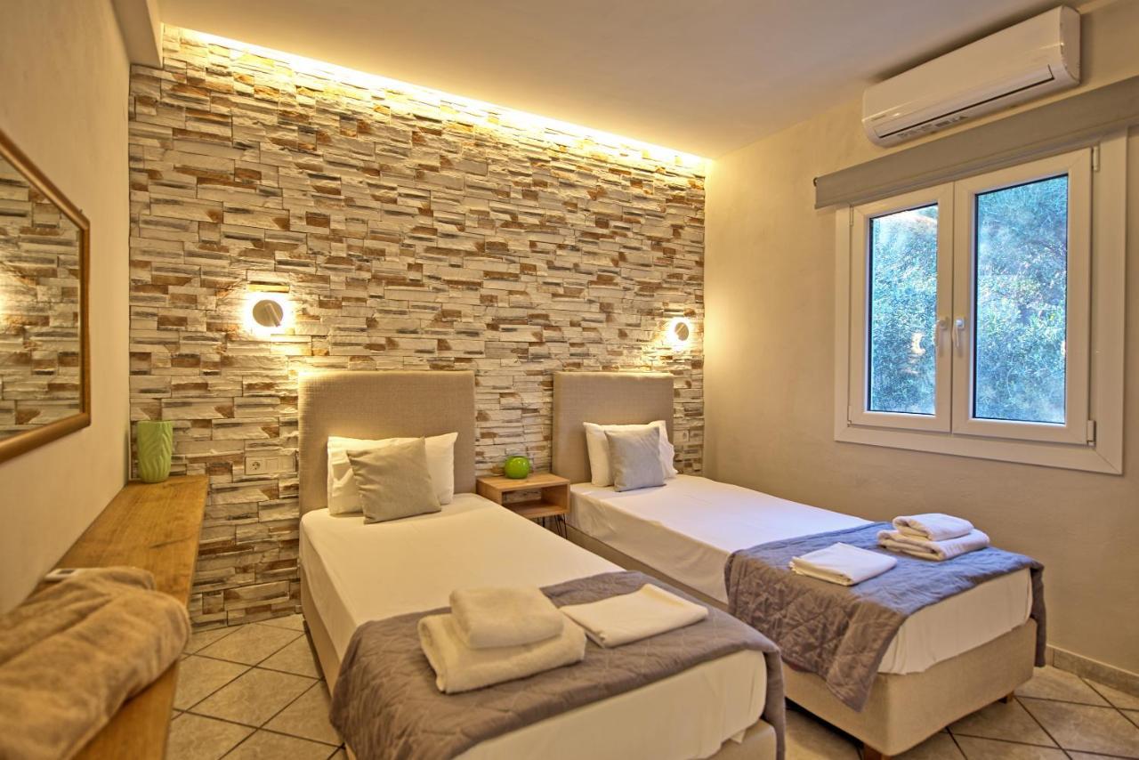 Beachfront Villa Seasun By Posarellivillas Agios Spyridon  Экстерьер фото