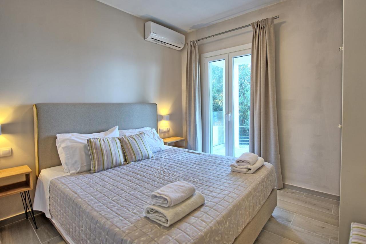 Beachfront Villa Seasun By Posarellivillas Agios Spyridon  Экстерьер фото